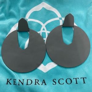 Kendra Scott Diane Statement Earrings in Grey